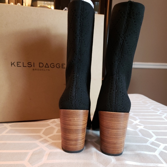NWT Kelsi Dagger Brooklyn peep toe booties - Picture 4 of 7